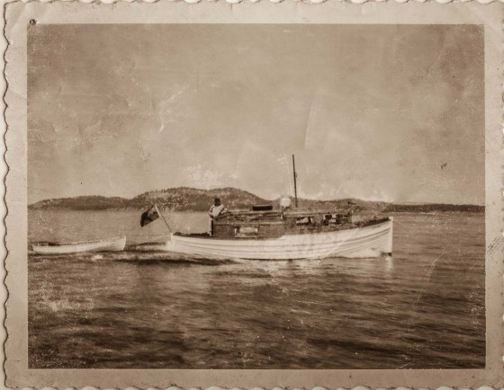 Old clinkerbuilt motor boat